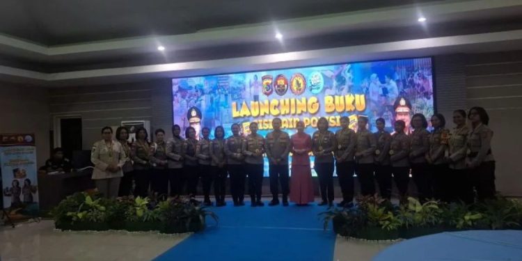 Kapolda NTT Anugerahkan Penghargaan kepada 46 Anggota dengan Kepedulian Sosial