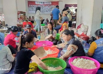 Mensos Pastikan Bantuan Rp5 Juta untuk 47.688 KK Korban Bencana di Sumatra