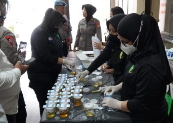 Polres Jakarta Selatan Lakukan Tes Urine Mendadak untuk Personel