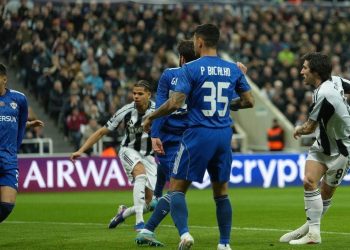 Newcastle Raih Kemenangan Tipis atas Qarabag 3-2