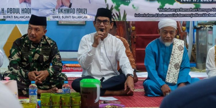 Wakil Bupati Balangan Lanjutkan Safari Ramadan di Masjid Darul Ma’bud