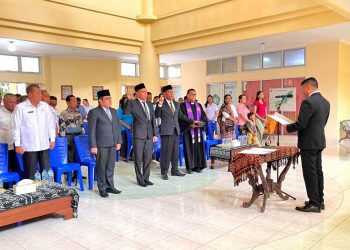 Bupati Rote Ndao Lantik Direksi Baru BUMD untuk Tingkatkan Pelayanan