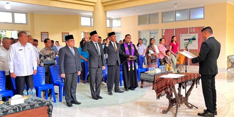 Bupati Rote Ndao Lantik Direksi Baru BUMD untuk Tingkatkan Pelayanan