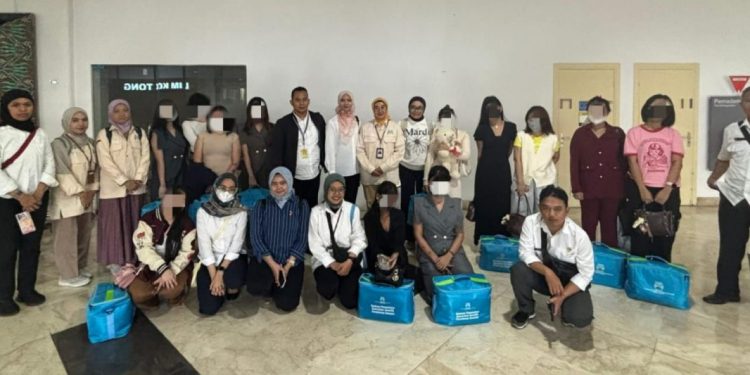 Kemen PPPA Dampingi Pemulangan 13 Korban TPPO dari Sikka ke Jawa Barat