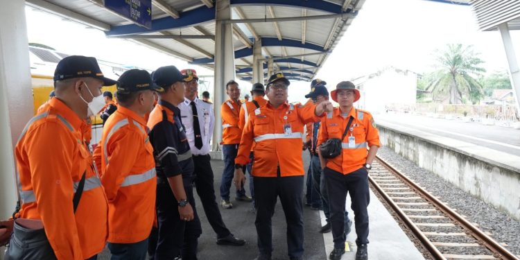 KAI Daop 8 Surabaya Lakukan Inspeksi Prasarana Jelang Angkutan Lebaran