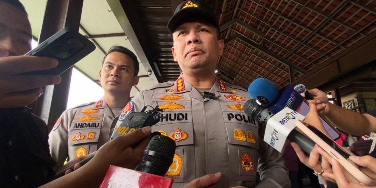 Pengemudi Toyota Calya Ditetapkan Tersangka Kepemilikan Senjata Tajam