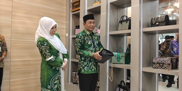 Galeri Dekranasda Balangan Resmi Dibuka sebagai Pusat Promosi UMKM
