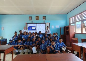 Program Bantuan Smart TV untuk Sekolah di Merauke Dilanjutkan pada 2026