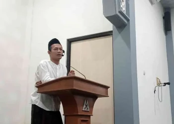 Foto ustadz Ahmad Rikza AlBana Al-Hafidz yang merupakan Mudir Kulliyah Huffadz Universitas Alma Ata