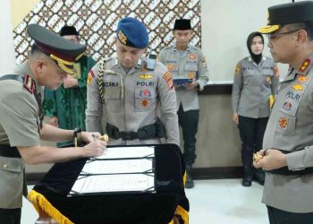 Kapolda DIY Lantik Kombes Adhitya Panji Anom sebagai Kapolresta Sleman yang Baru