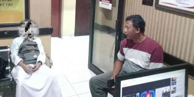 Keributan yang sempat viral di media sosial di kawasan Jalan Parangtritis, Brontokusuman, Kota Yogyakarta, Jumat (6/3/2026), berhasil diredam aparat kepolisian. Polsek Mergangsan mengamankan seorang pelajar berinisial MR (19) yang diduga terlibat dalam insiden tersebut untuk dimintai keterangan lebih lanjut di kantor polisi