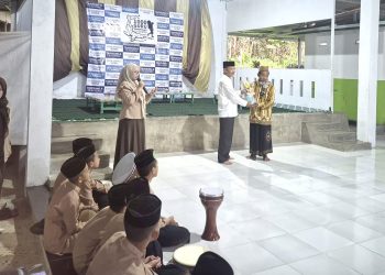 Pemprov Gorontalo Puji Komitmen Komunitas 1000 Guru dalam Pendidikan