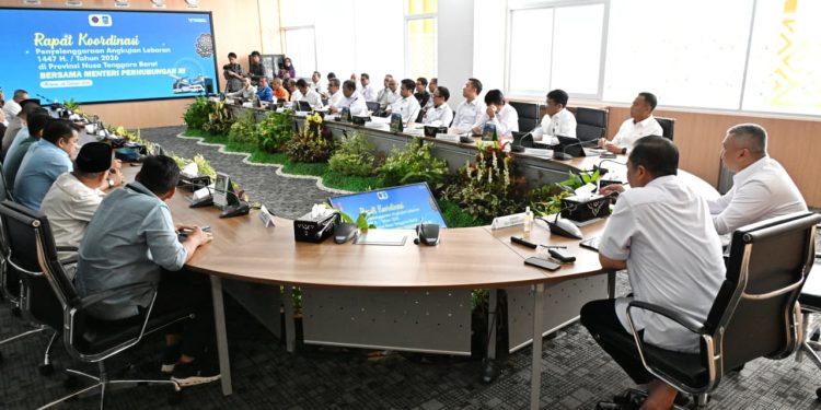 Menhub dan Gubernur NTB Bahas Kesiapan Angkutan Lebaran 2026