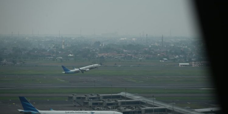 Menhub Serukan Peningkatan Kewaspadaan Maskapai Akibat Konflik Iran-Israel