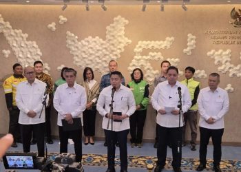 Menko Airlangga Tegaskan THR Lebaran Harus Dibayar Penuh Sebelum H-7