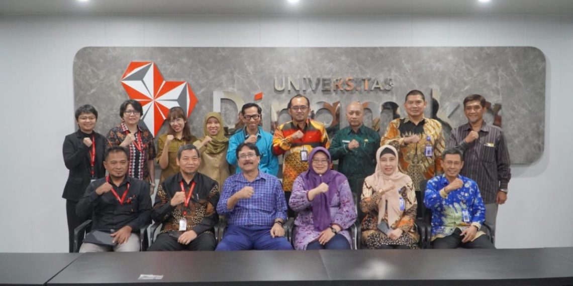 Kerja Sama Kominfo Jatim dan Universitas Dinamika Tingkatkan Talenta Digital