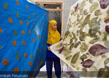 Batik Daun Kelor dari Desa Kepulungan, Pasuruan, Menjadi Daya Tarik Baru