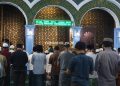 Masjid Agung Tuban Selenggarakan Salat Gerhana, Jamaah Didorong Tingkatkan Doa dan Sedekah