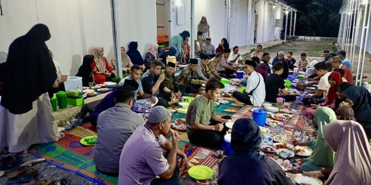 Pemkab Tanah Datar Tingkatkan Dukungan Moril untuk Warga Huntara Sumpur
