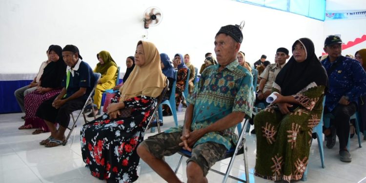 Pemprov Gorontalo Distribusikan Bantuan Pangan untuk 3.000 Keluarga