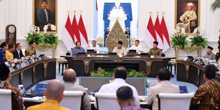 Pertemuan Lintas Generasi di Istana Merdeka Bahas Isu Strategis
