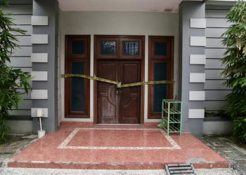 Polisi Gerebek Pabrik Kosmetik Ilegal di Cirebon