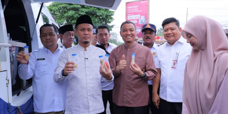 Pemko Pekanbaru dan BBPOM Lakukan Uji Sampel Takjil di Pasar Ramadan