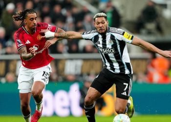 Newcastle United Kalahkan Manchester United 2-1 di St James’ Park