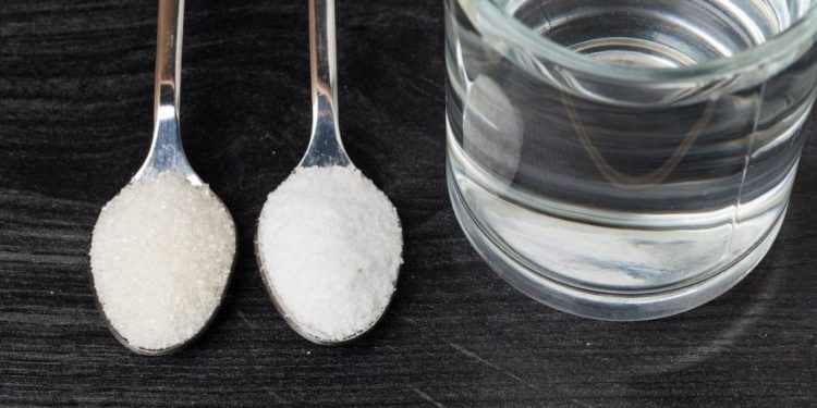 Benarkah Minum Oralit Saat Sahur Cegah Dehidrasi Selama Puasa?