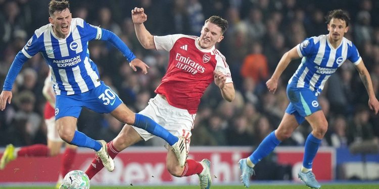 Arsenal Pertahankan Posisi Puncak Premier League Usai Menang Tipis atas Brighton