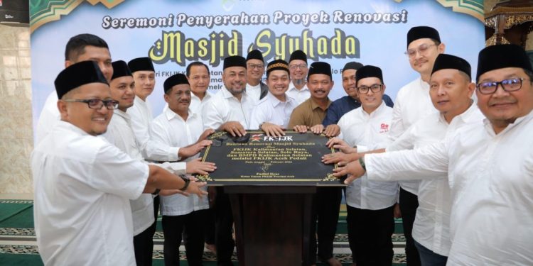 FKIJK Aceh Tingkatkan Solidaritas Melalui Renovasi Masjid Syuhada Kuala Simpang