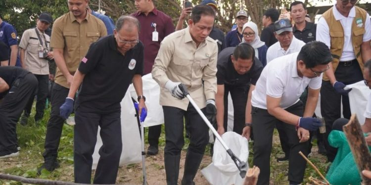 Menteri Lingkungan Hidup Tekankan Pentingnya Pengelolaan Sampah di Bali