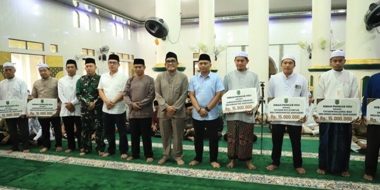 Pemkab Hulu Sungai Utara Salurkan Hibah Rp165 Juta untuk Fasilitas Keagamaan
