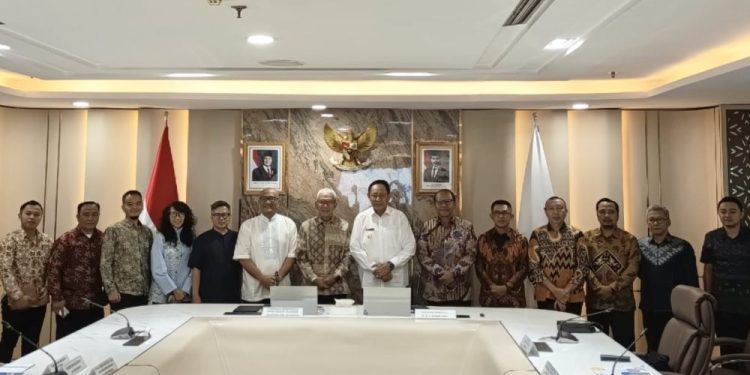 Pemprov Gorontalo dan Kementerian Investasi Diskusikan Dukungan Swasta untuk Half Marathon 2025