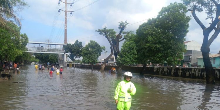 Polda Metro Jaya Sampaikan Imbauan Terkait Banjir di Jakarta