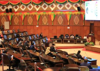 Pemprov Riau Sampaikan LKPJ 2025 di DPRD, Fokus pada Evaluasi Pemerintahan