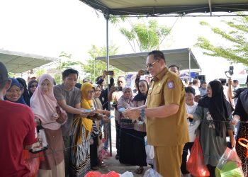 Gubernur Gorontalo Gelar Pasar Murah untuk Stabilkan Daya Beli Warga