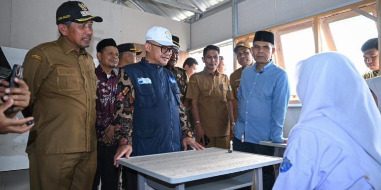 Enam Ruang Kelas Darurat Diresmikan di SMA Negeri 2 Mereudeu, Aceh