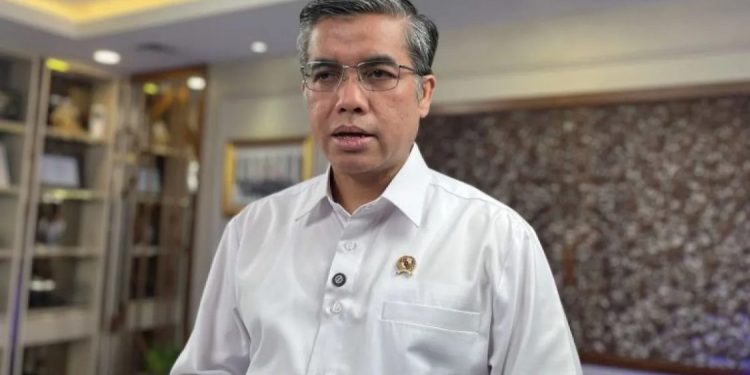 Menaker Tegaskan Kepatuhan Industri terhadap Pemberian THR dan BHR