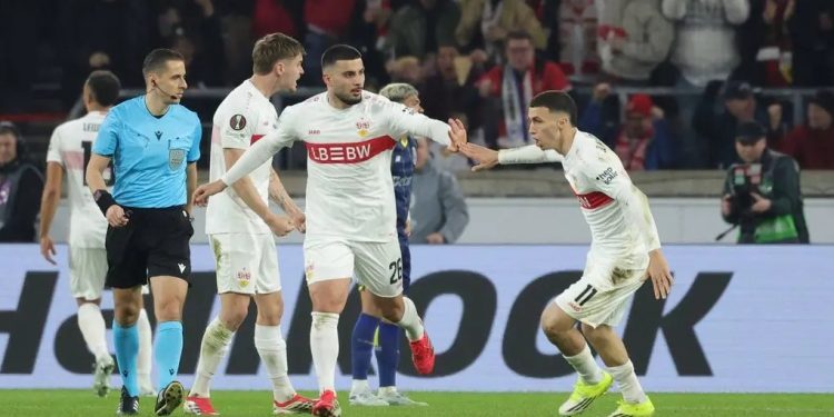 FC Porto Amankan Kemenangan Penting di Markas Stuttgart 2-1