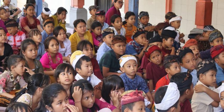 Pemkab Buleleng Tingkatkan Literasi Digital untuk Siswa SD