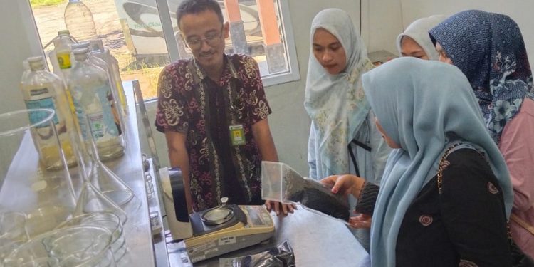 PUPUK Surabaya Dorong KUPS Kembangkan Produk Kopi dan Teh Herbal