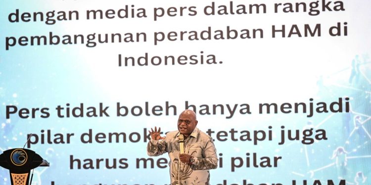 Menteri HAM Desak Kepolisian Ungkap Kasus Penyiraman Air Keras Aktivis KontraS
