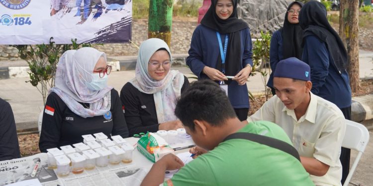BNNK Balangan Adakan Tes Urine untuk Sopir Angkutan Mudik