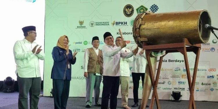 Menko Muhaimin Dorong ZIS untuk Pemberdayaan Masyarakat Miskin