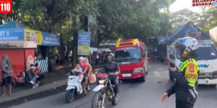 Antrean Kendaraan di Penyeberangan Gilimanuk Masih Berlangsung