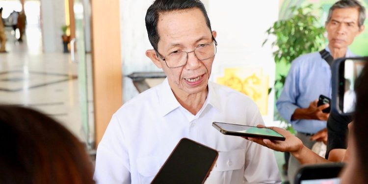 Amsakar Tegaskan Pentingnya Ranperda Adminduk untuk Pelayanan Publik di Batam