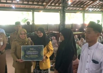 200 Penghafal Al-Qur’an di Demak Terima Bantuan Sosial dari Pemkab