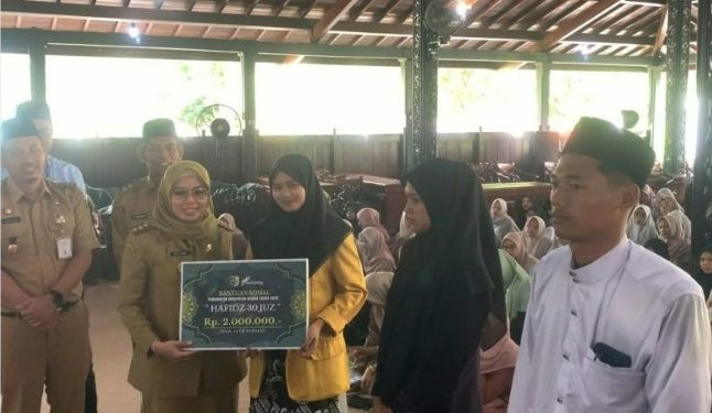 200 Penghafal Al-Qur’an di Demak Terima Bantuan Sosial dari Pemkab