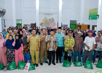 Kemensos Salurkan 400 Paket Sembako di Sei Rampah